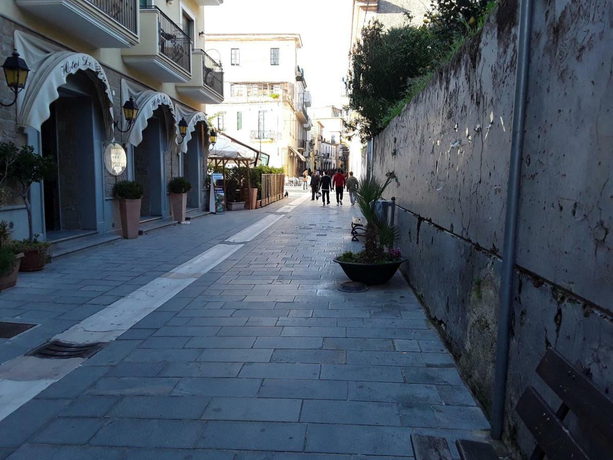 La Casa Di Checco Santa Maria di Castellabate Exterior foto